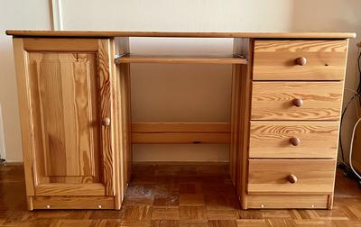 Psací stůl z masivu (borovice) + židle - Obrázok č. 1