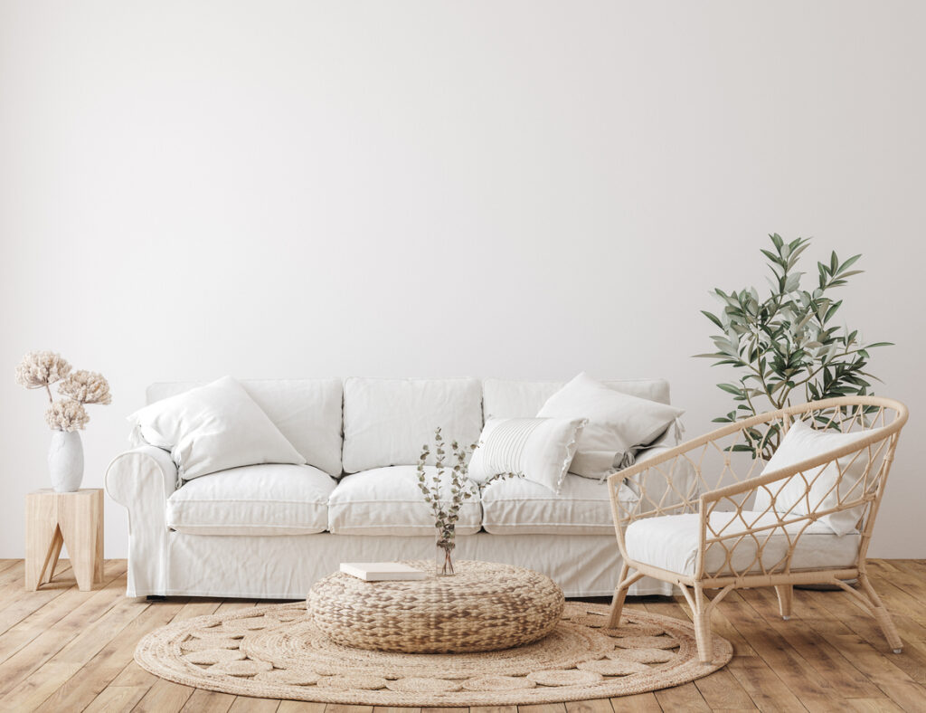 bílý obývací pokoj