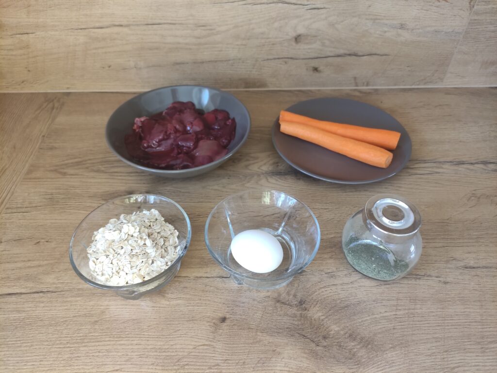 suroviny pro domácí pamlsky pro psa