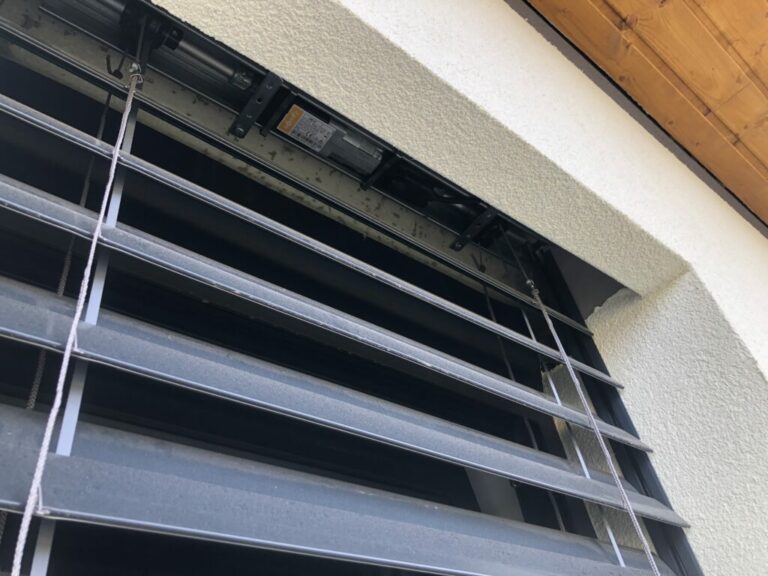 Výběr a montáž stínicí techniky v novostavbě