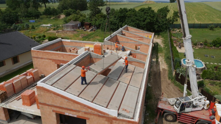 Strop v domě: Jak vybrat ten nejlepší?