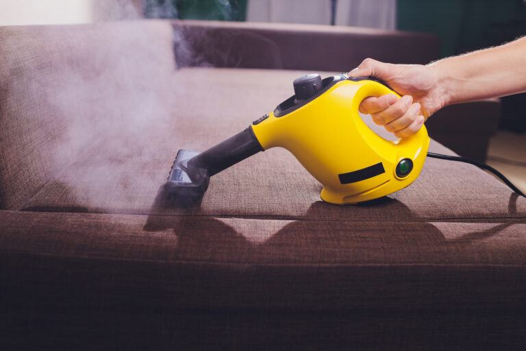 Víte, jak správně používat parní čistič?