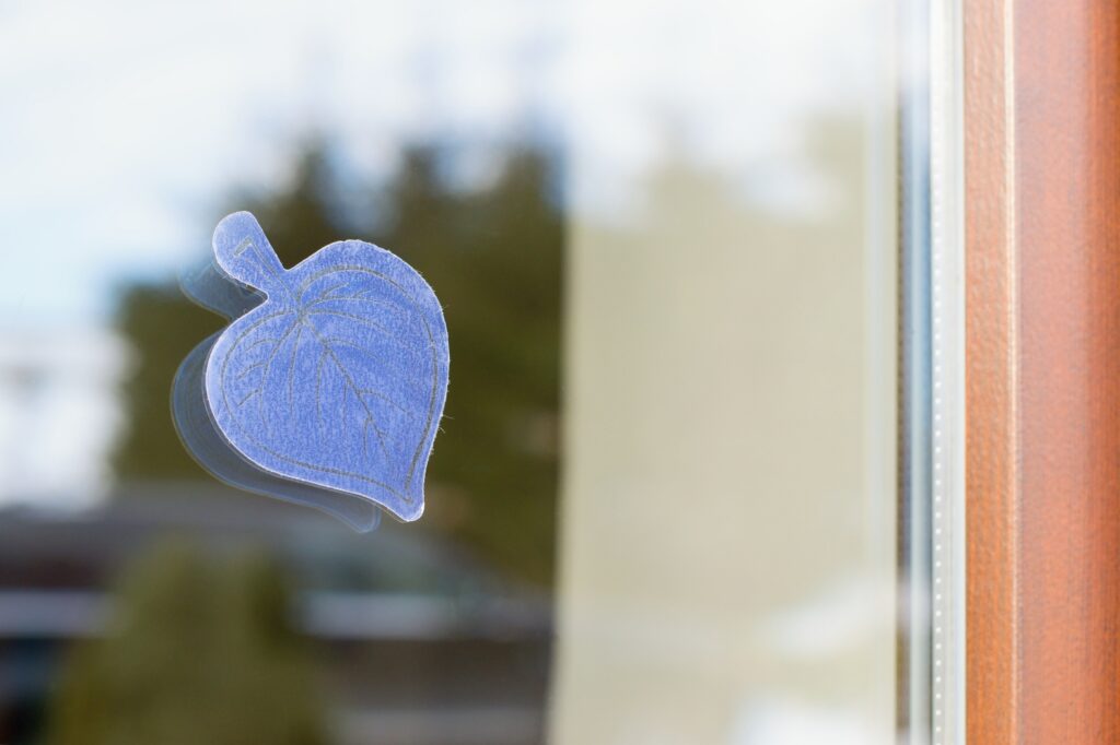 Nálepky proti nárazu ptáků