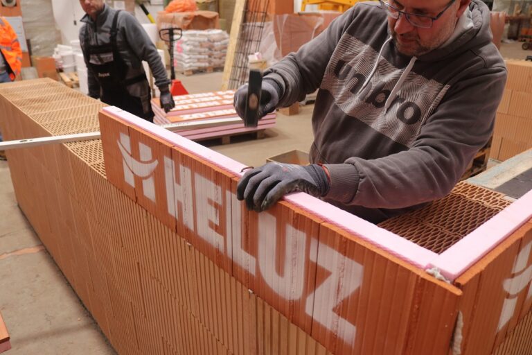 Rychlé a jednoduché řešení věnce: Nová inovace HELUZ se jmenuje RAPID