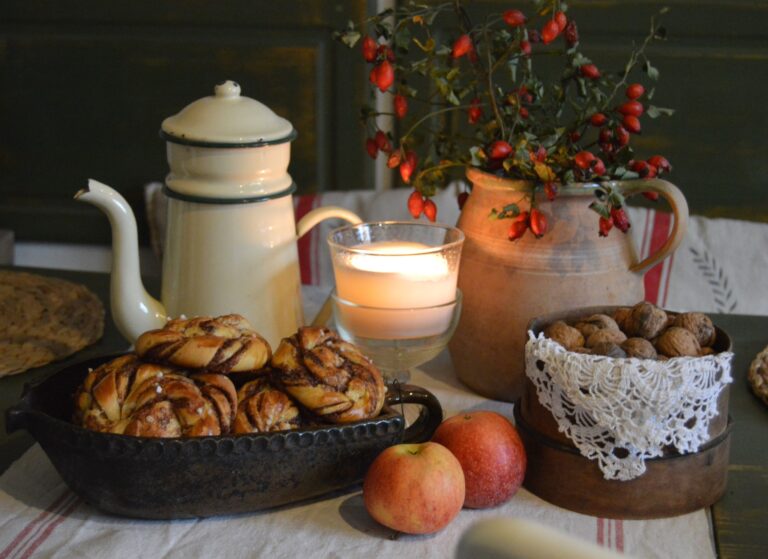 Švédské skořicové uzlíky Kanelknuter podle Danky