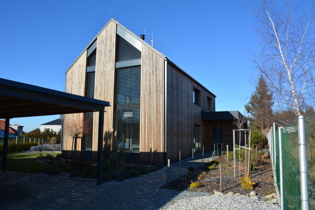 Jednoduchá a rychlá výstavba rodinného domu má mnoho výhod