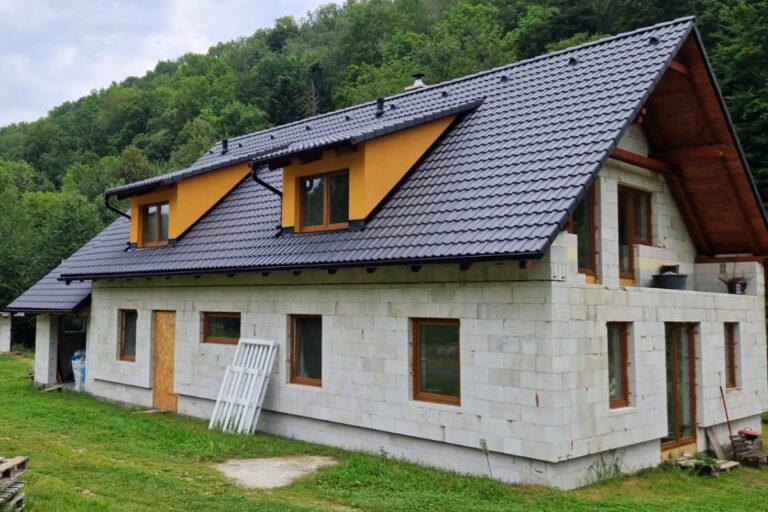 Z čeho stavět dům? Pórobeton vs. vápenopísek